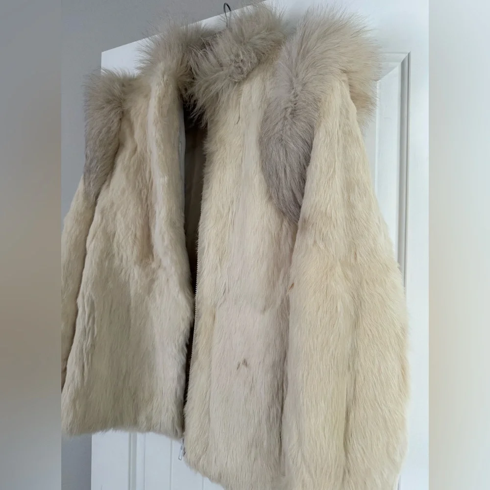 Berman’s Vintage Rabbit Fur Jacket - Picture 9 of 11